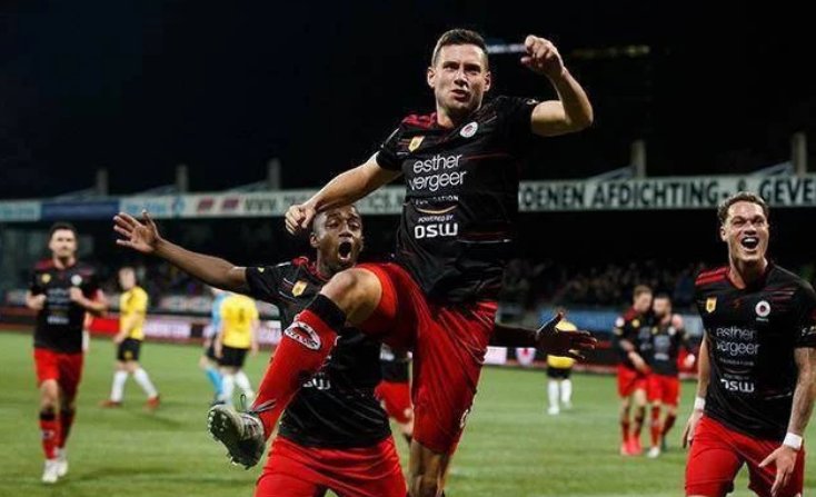 保持着强大 保持着强大