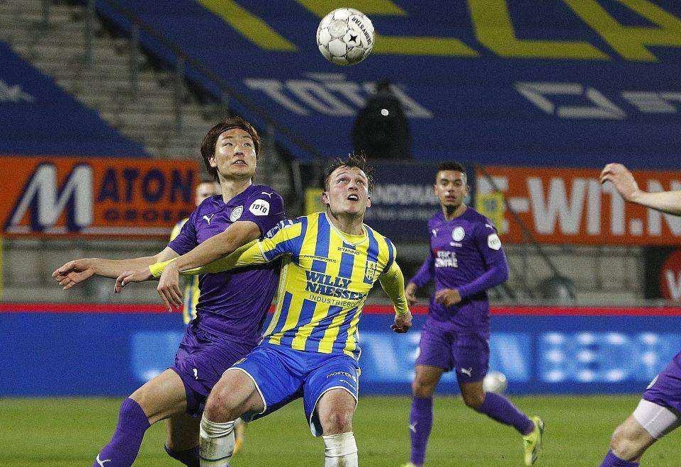 士的盾牌 士的盾牌