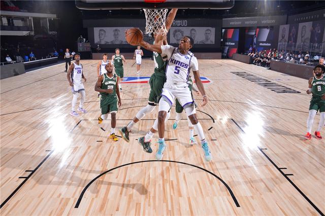 就是其宽敞 就是其宽敞