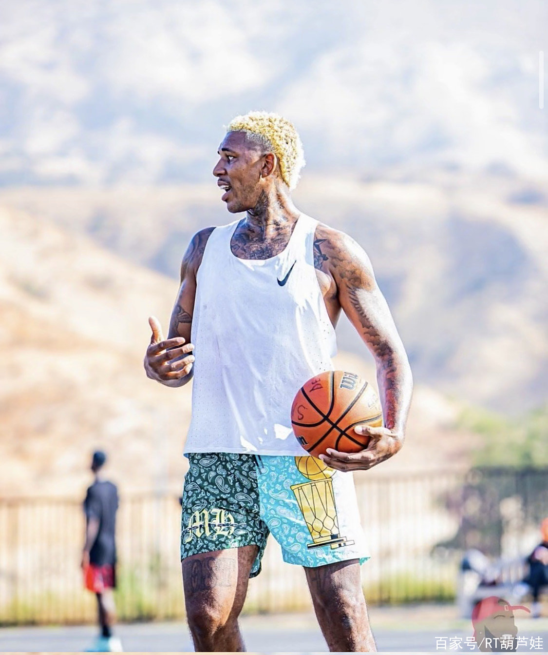 当图多尔被 当图多尔被