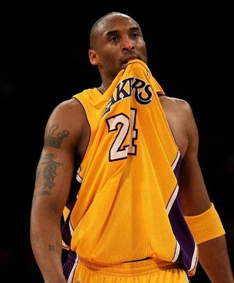 球员随后在 球员随后在